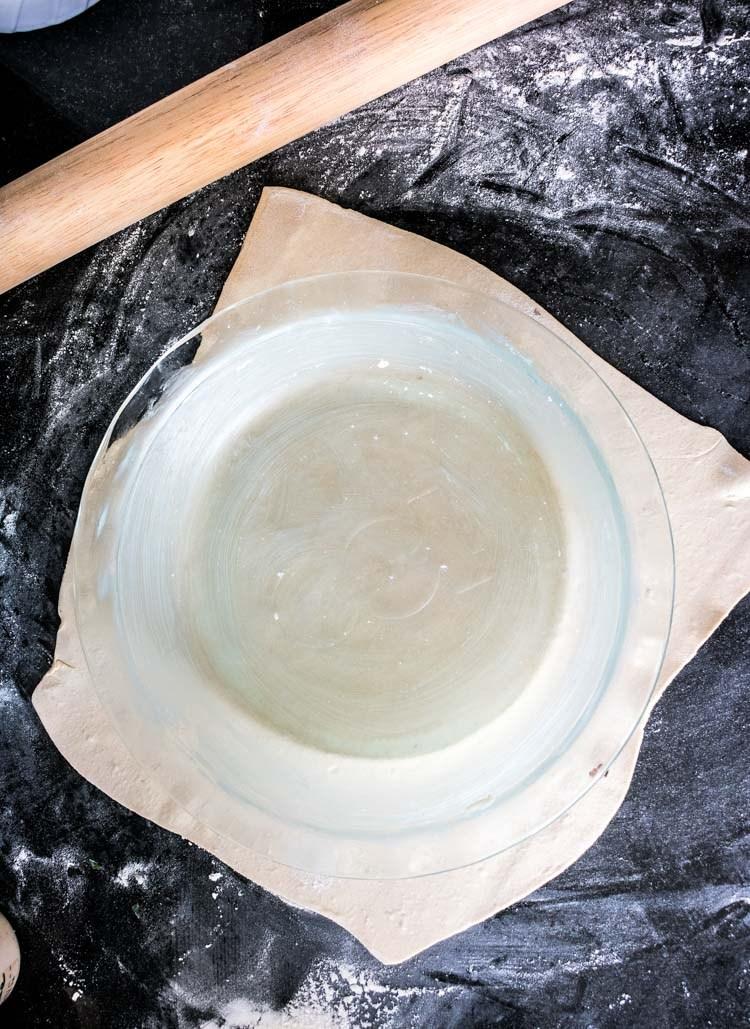 Pay de espinaca, palmitos y alcachofa - receta en revista Maria Orsini