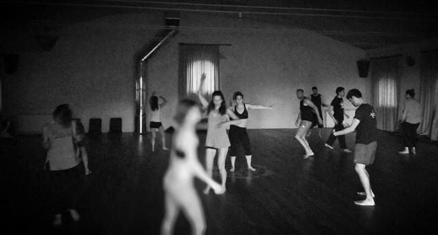 sesion ecstatic dance