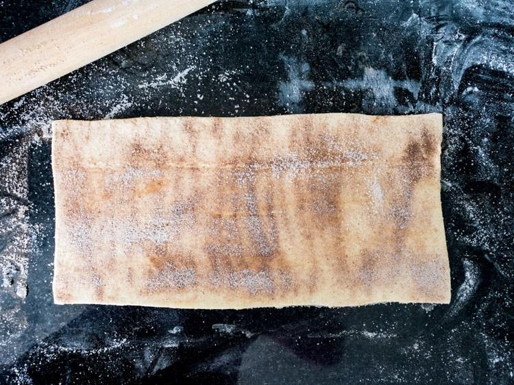 Orejitas de hojaldre con canela - Receta de Revista Maria Orsini