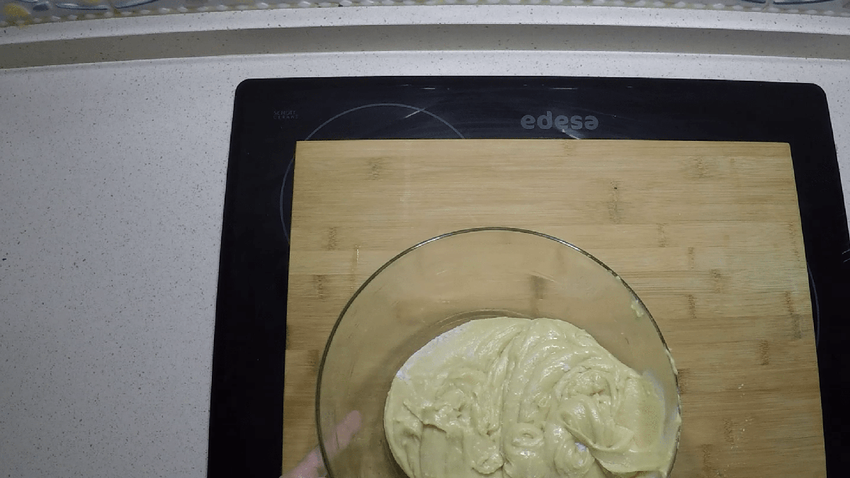 Bol para echar la masa de las rosquillas