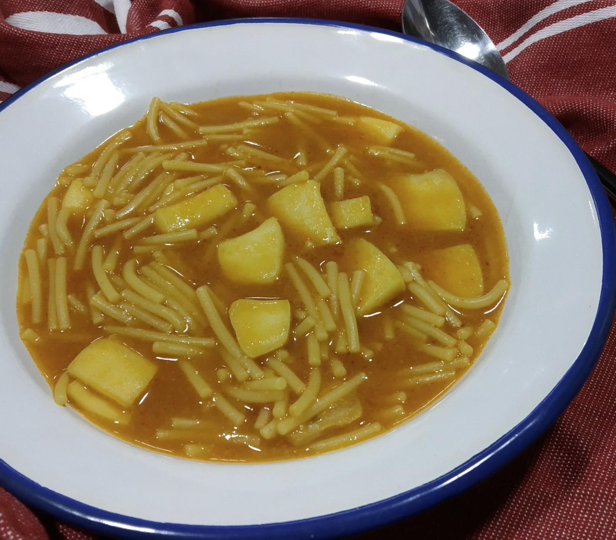 Fideos Guisados con Sepia