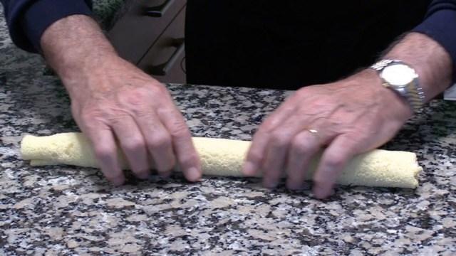 Preparamos los rulos de hojaldre rellenos