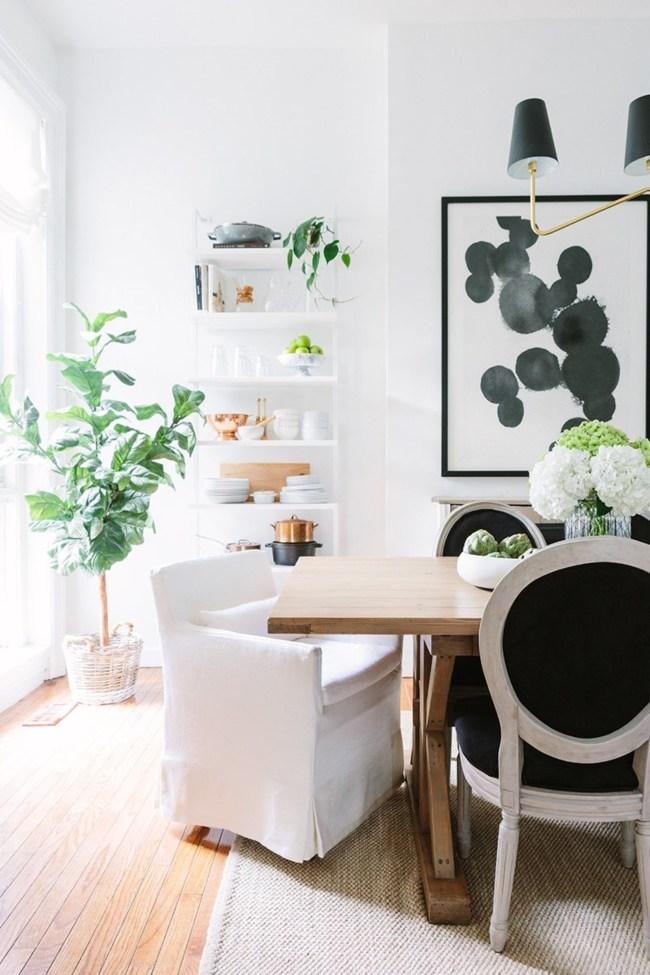 UNA CASA EN BLANCO Y NEGRO