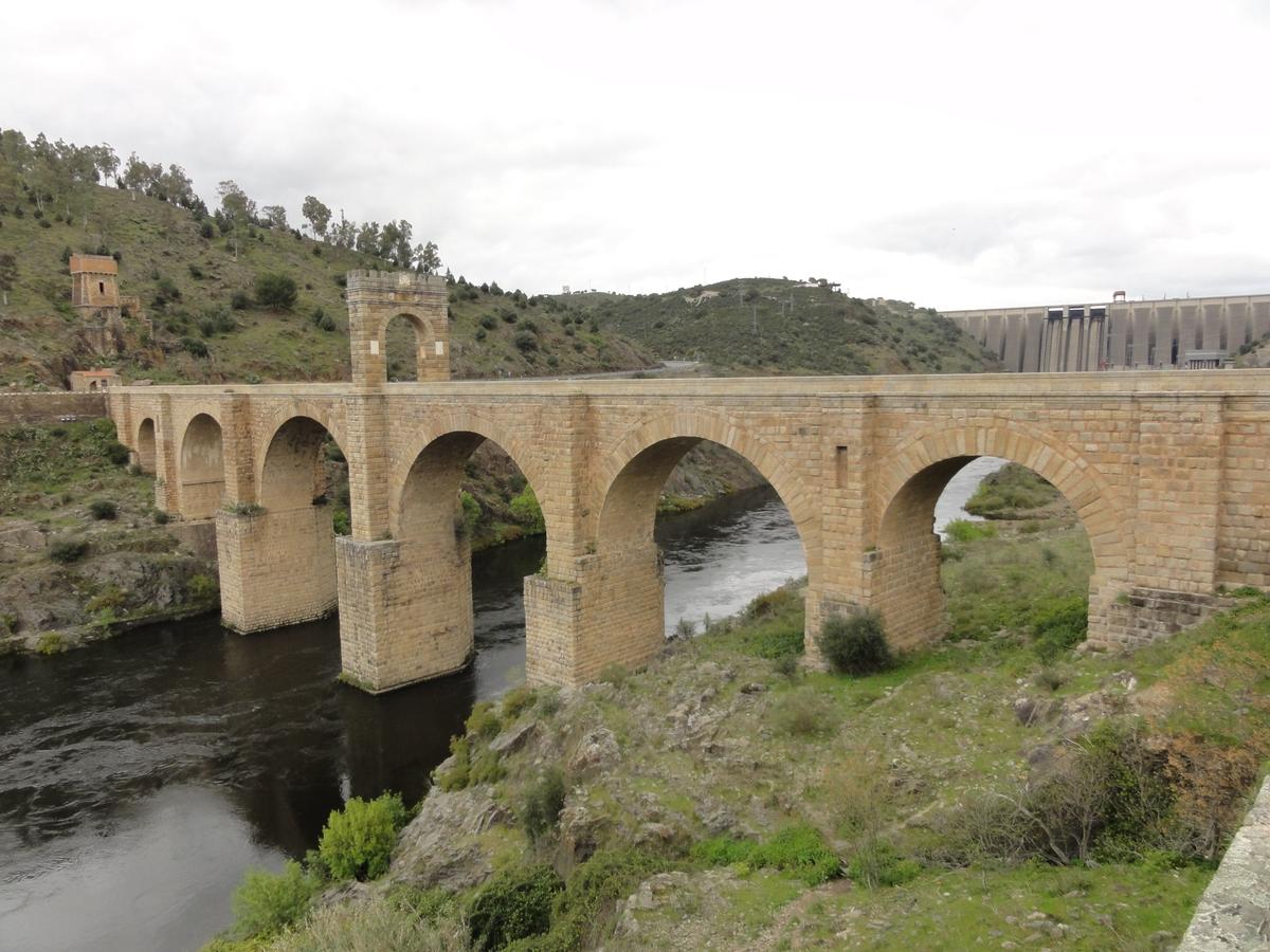 Puente de Alcántara