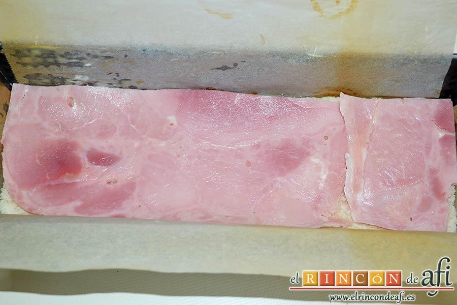 Croque cake de jamón y queso, repetir con otra capa de jamón