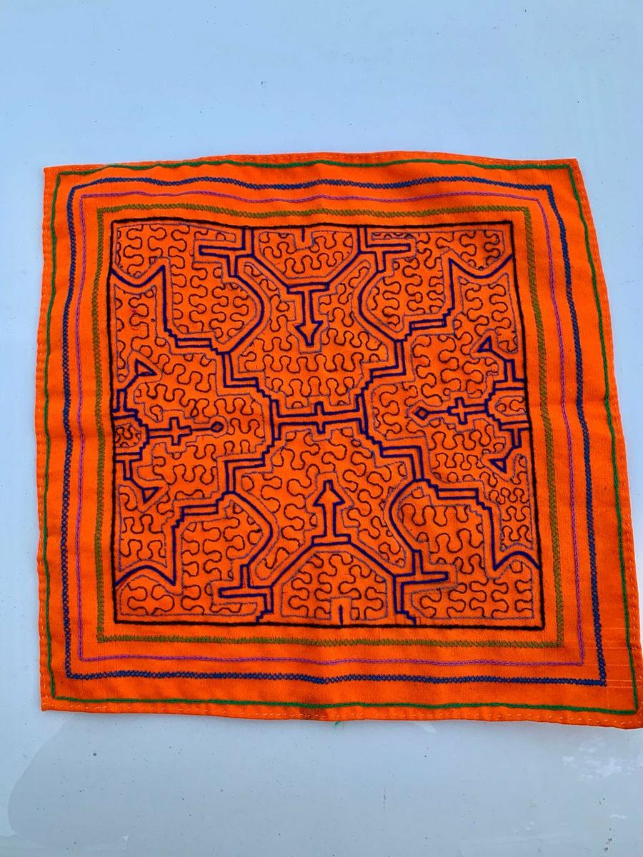 Kené art Tradition and design from the jungle of Peru 04