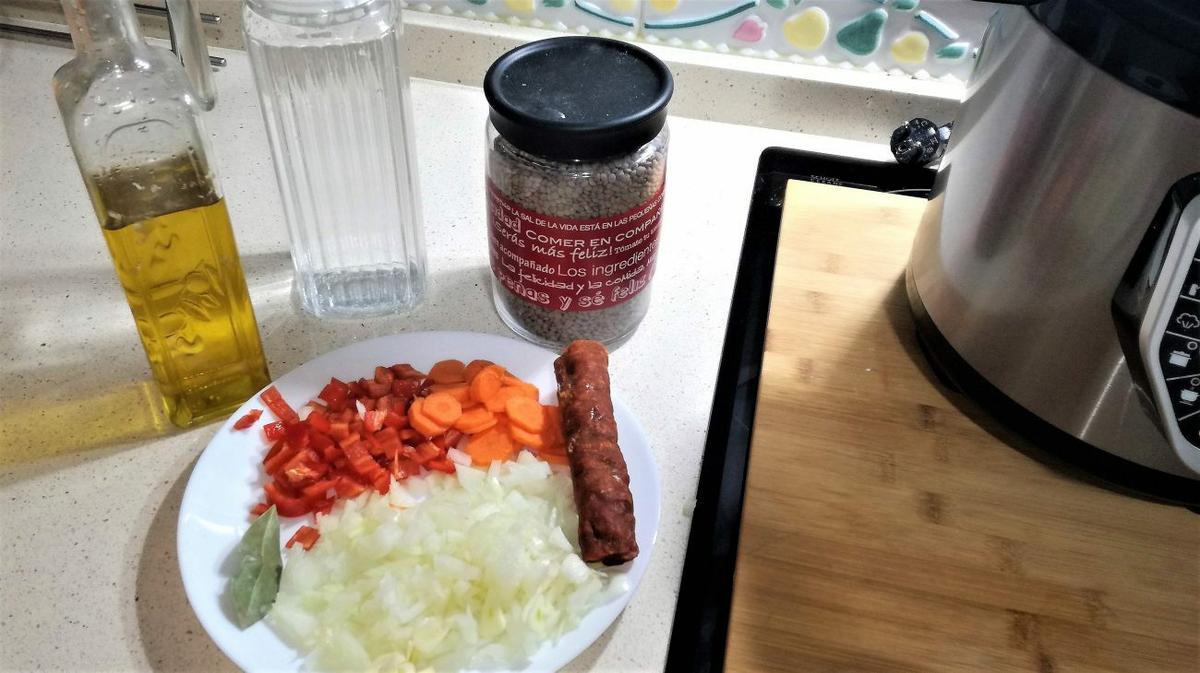Ingredientes para hacer lentejas estofadas en la Olla GM