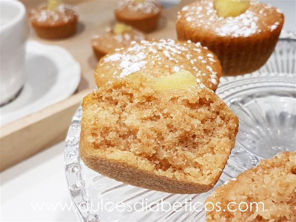 Magdalenas de piña sin azucar esponjosas y jugosas