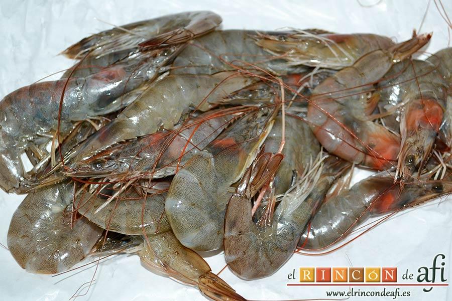 Risotto con langostinos y calabacines, preparar los langostinos