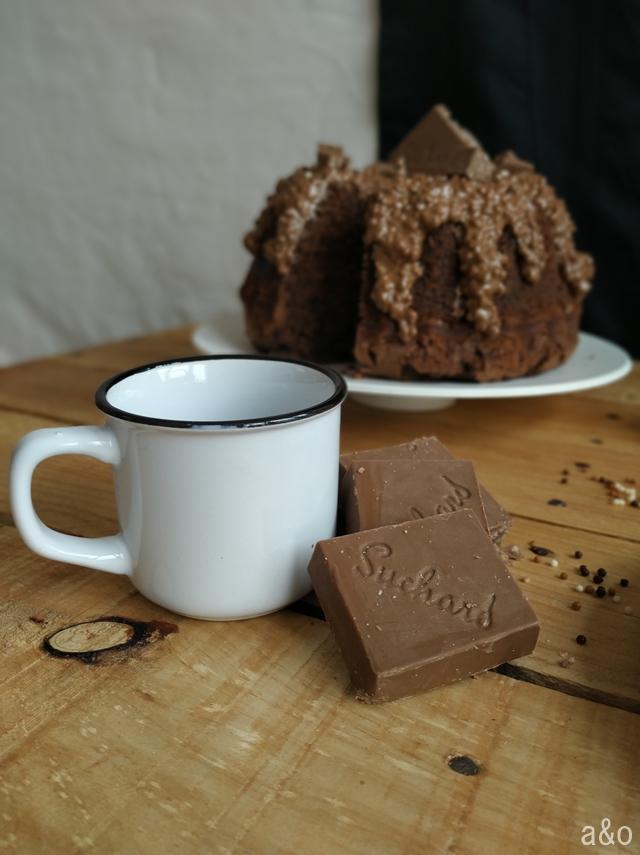 Bundt cake de turrón Suchard