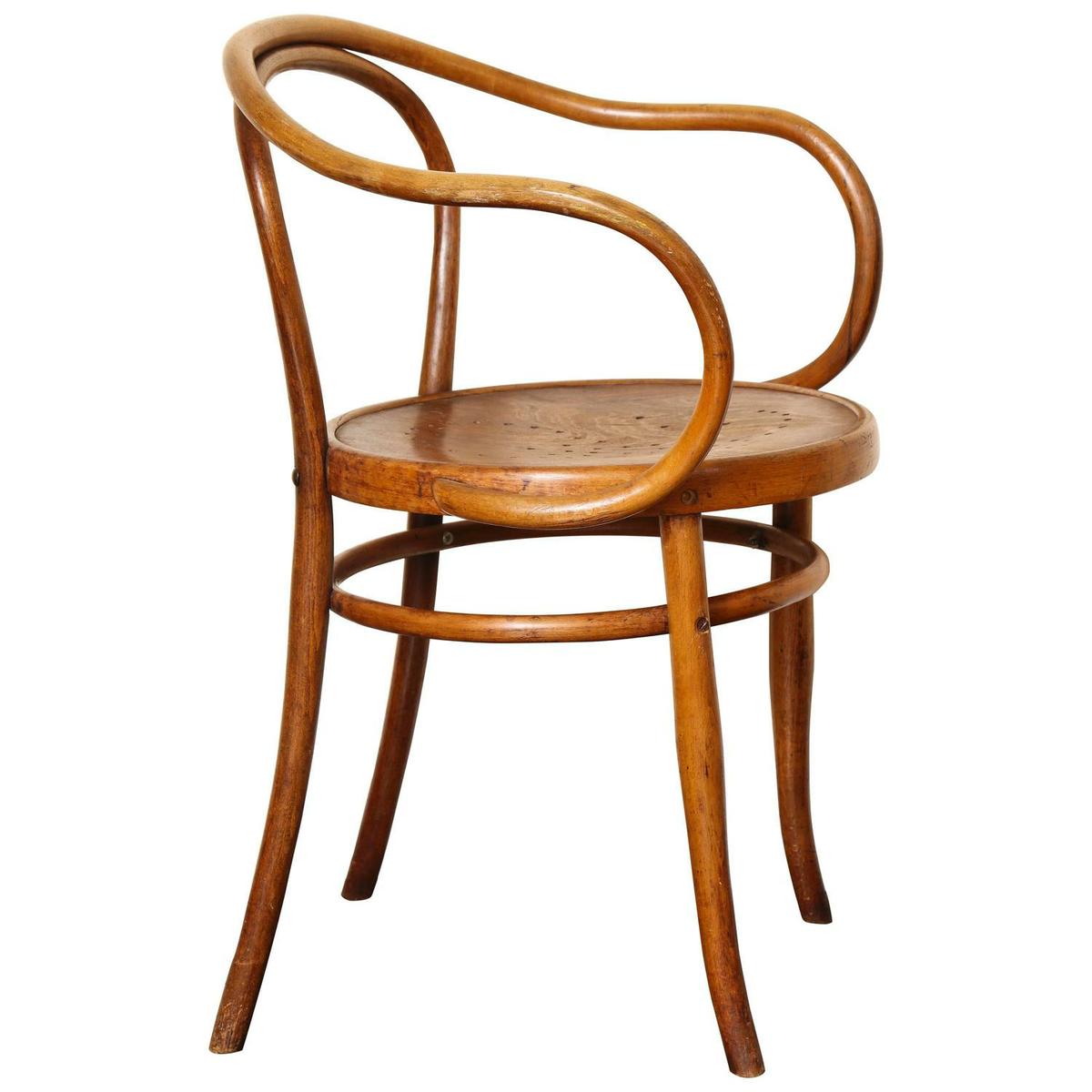 Bentwood B-9 Chair by Michael Thonet