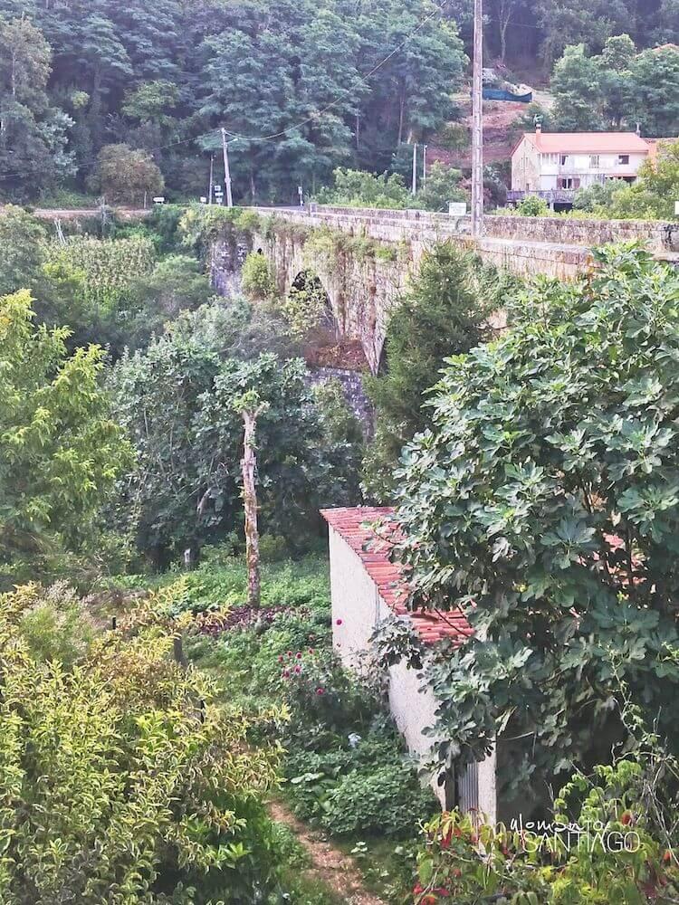 Puente sobre el río Ulla