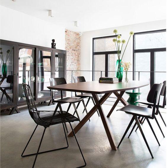 decoralinks | house in Amsterdam. Detail of the dining room with Galvanitas chairs