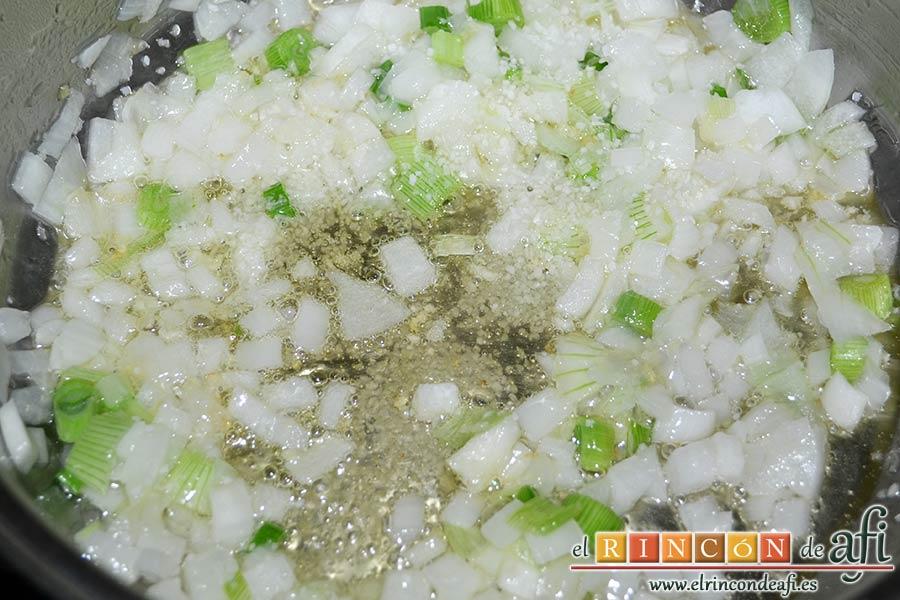 Lasaña de espinacas, jamón y calabacín, pochar