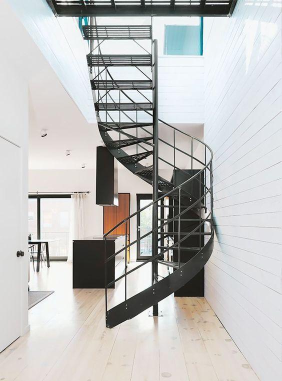 escaleras metálicas