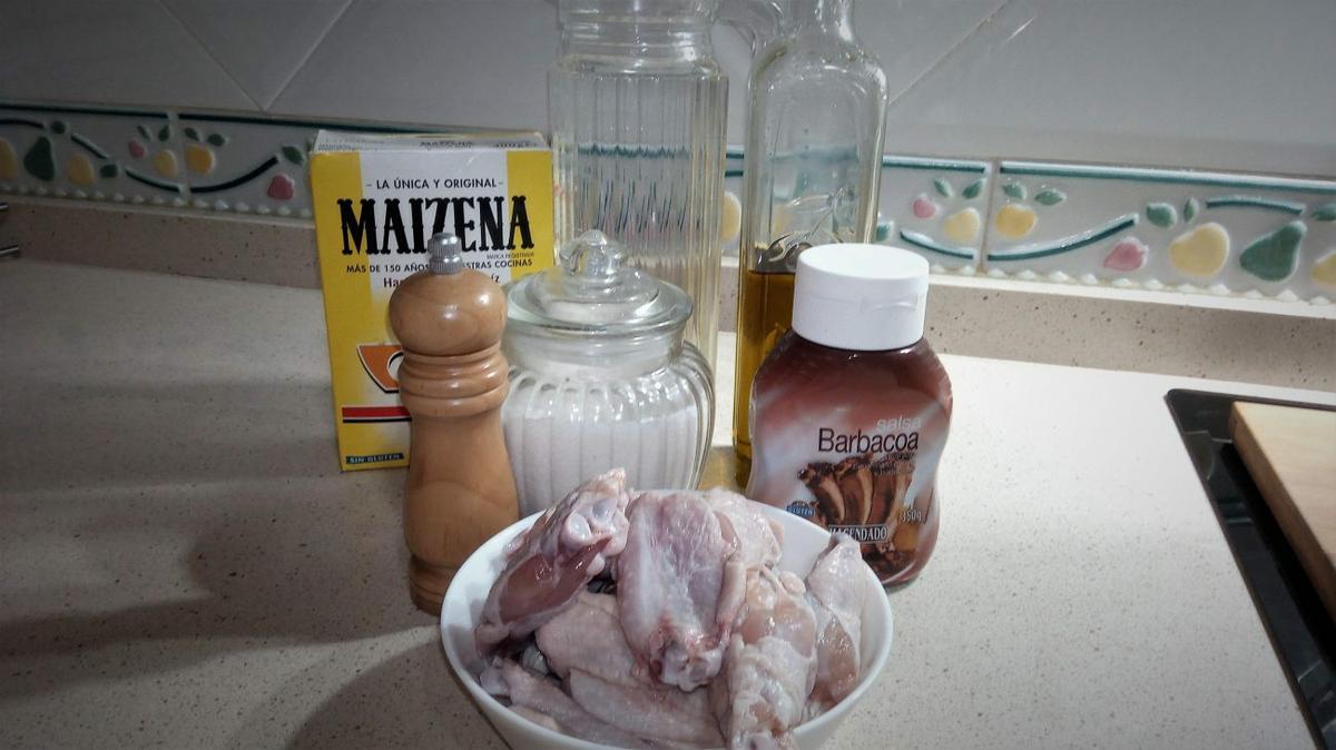 Ingredientes para hacer alitas de pollo con barbacoa en Thermomix
