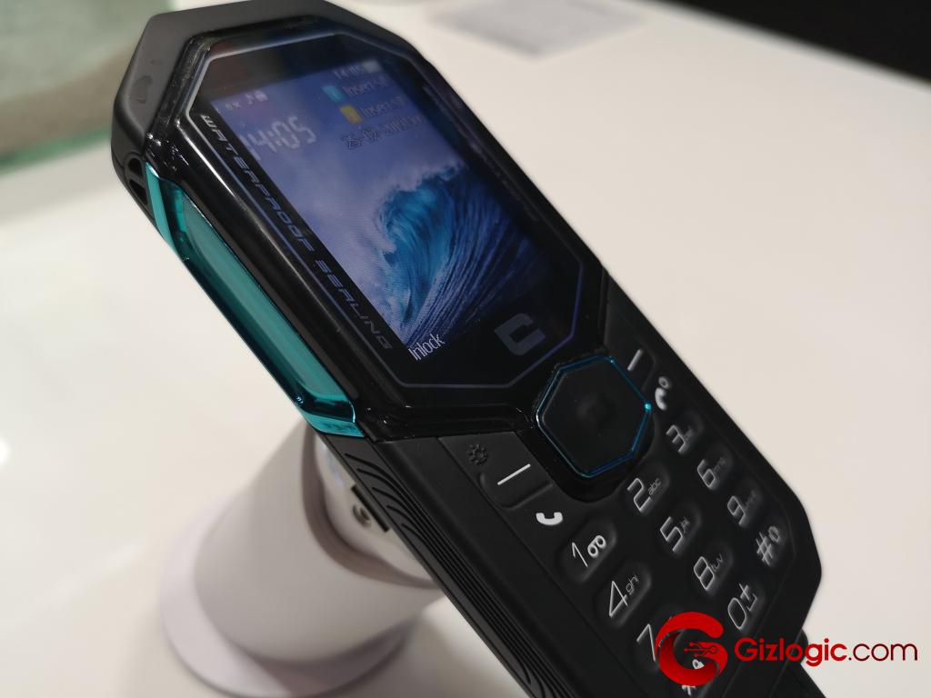 Teléfonos resistentes