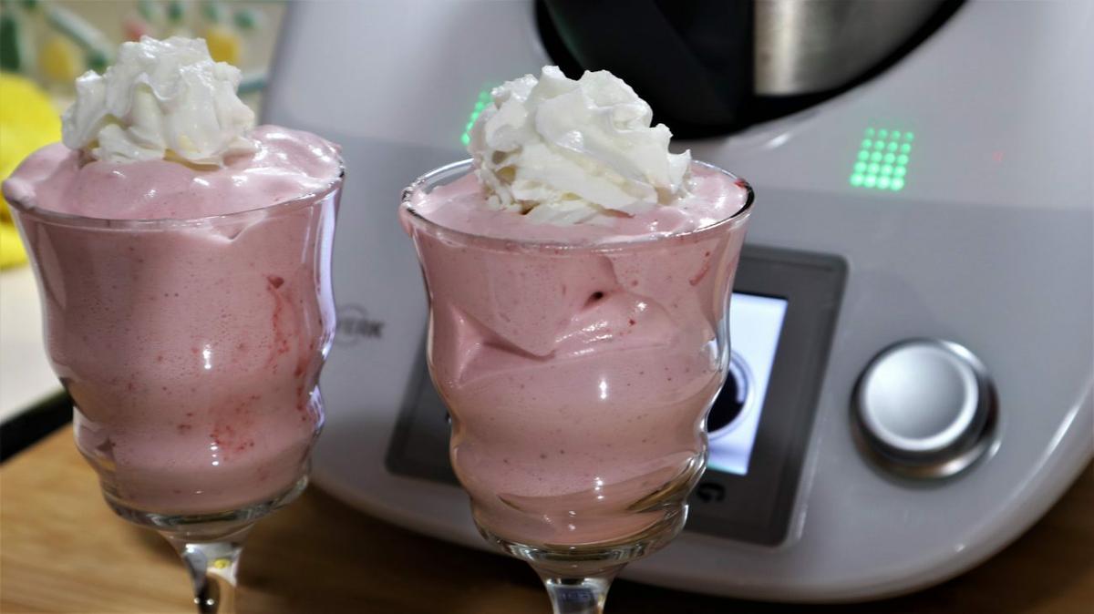 Espuma de fresas Thermomix terminada