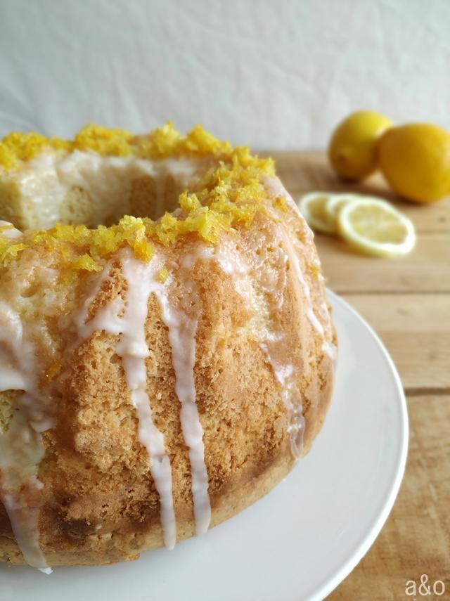 Bundt cake de limón