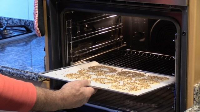 Virutas de chocolate al horno