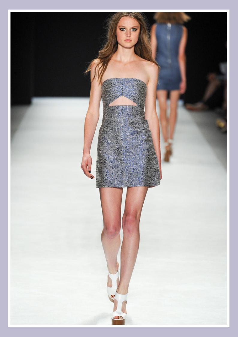 Escote_palabra_de_honor_Jill_Stuart