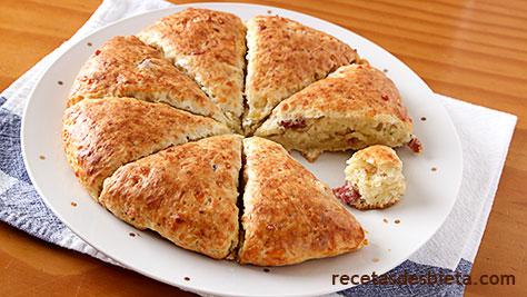 scones o panecillos de queso