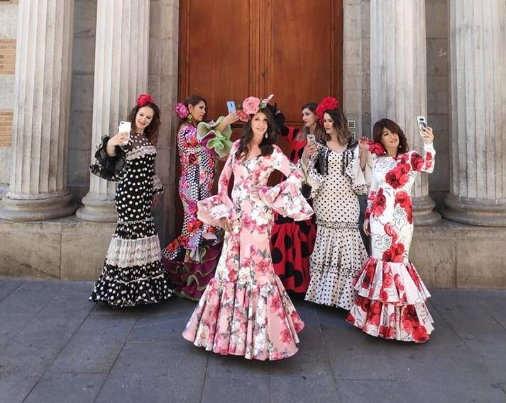 Colección Flamenca Estrella Sánchez Flamenca, traje de flamenca Granada