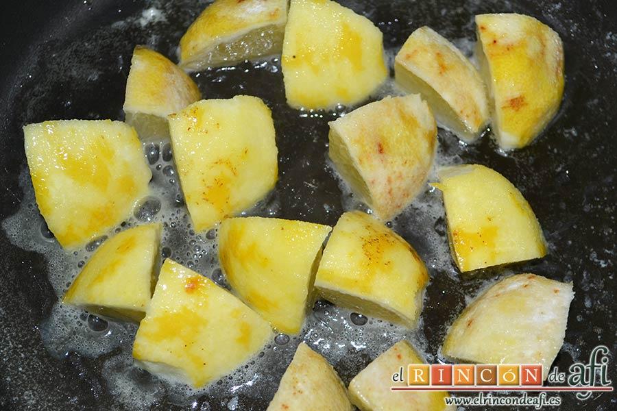 Espaguetis al limón, hasta que queden bien dorados