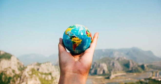 trucos para ahorrar al comprar vuelos, viajes y ofertas de ocio por internet