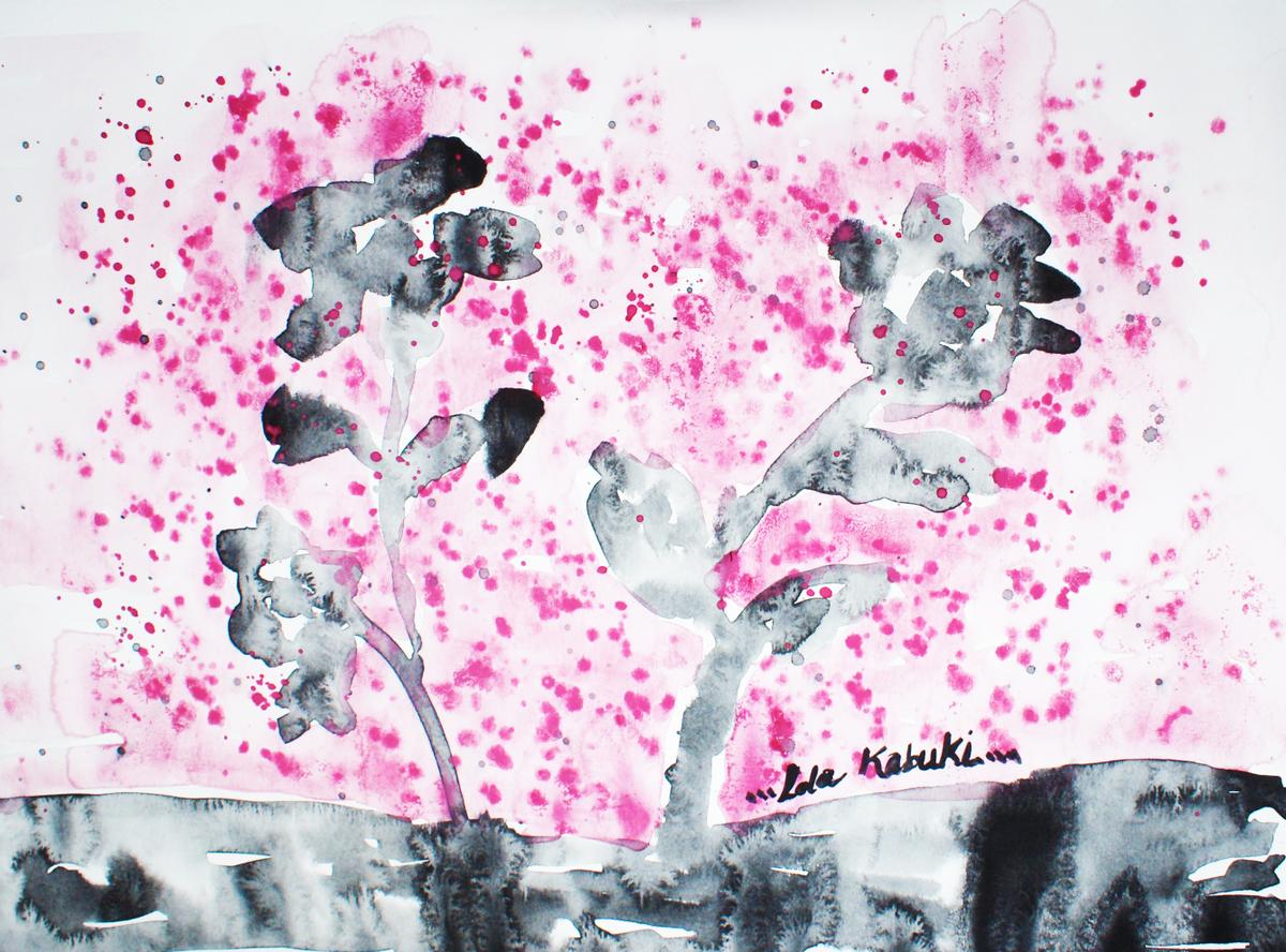 Flores de tinta negra sobre fondo de salpicaduras fucsia.