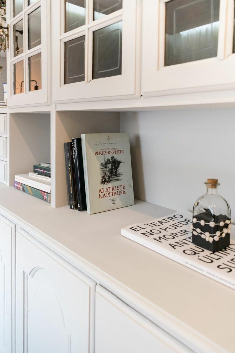 como pintar un mueble de madera de otro color