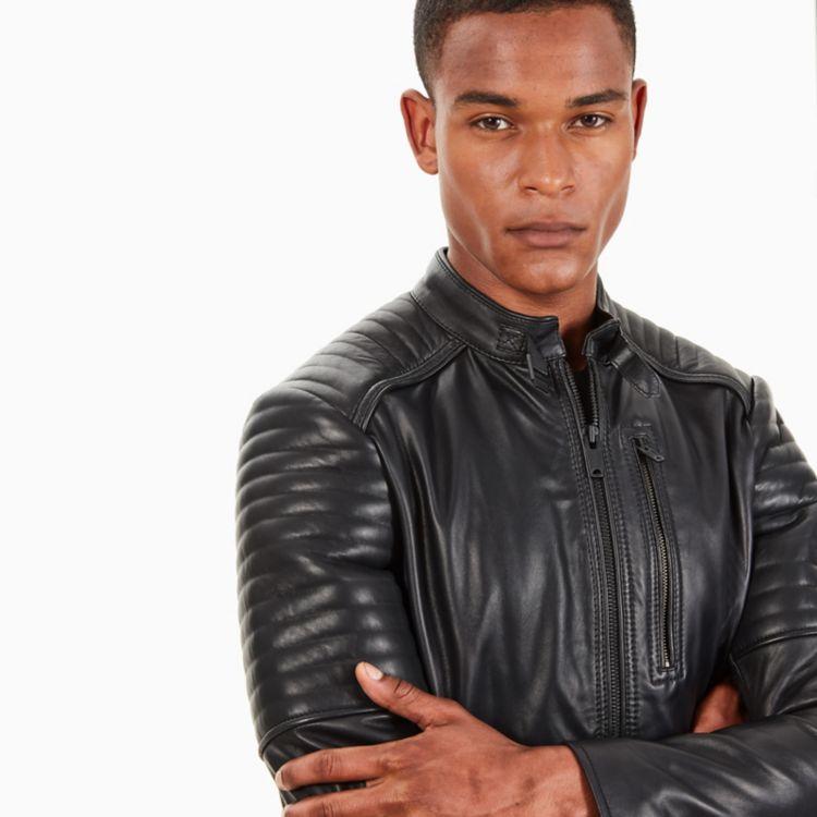 Cómo usar una Cazadora de Cuero con mucho estilo