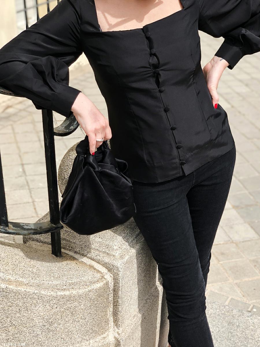 Trini | The Row leggings Deitas top