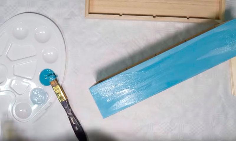 Aplicamos las pinturas a la tiza