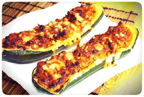 calabacines rellenos de atun y queso emmental