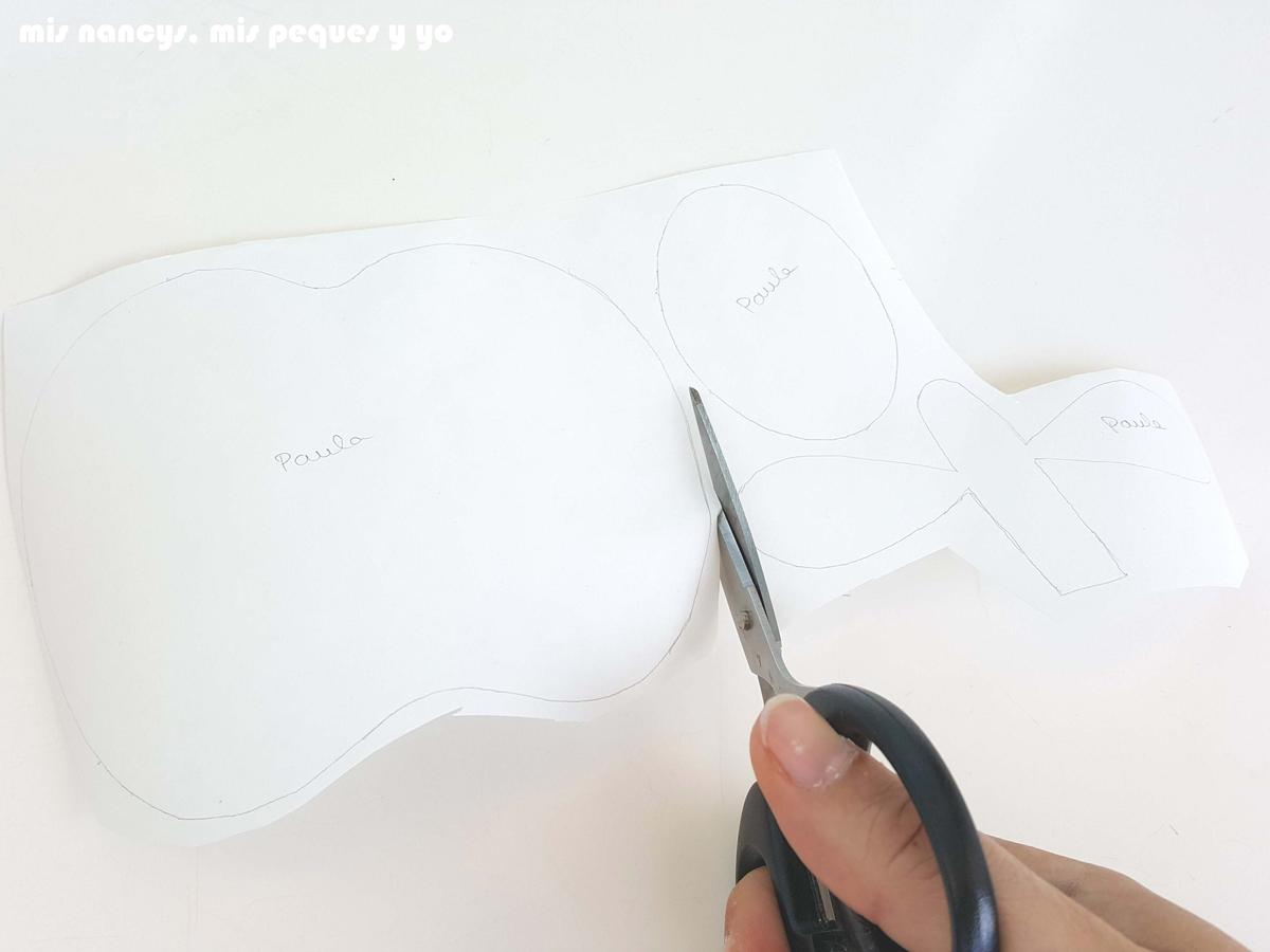 mis nancys, mis peques y yo, tutorial como personalizar camisetas, aplique de manzana, recortar flixelina