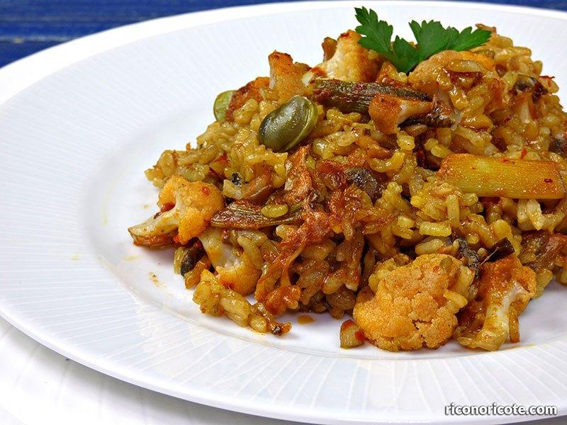 Arroz con coliflor y bacalao