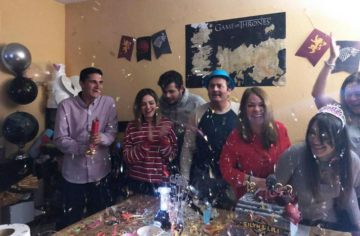 Tarta y mesa dulce de juego de tronos