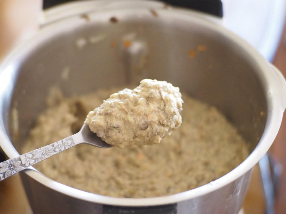 Consistencia de la masa para las hamburgueses vegetarianas de lenetejas y judías o habichuelas