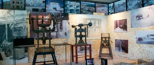 museo-maquinas-azulejo onda