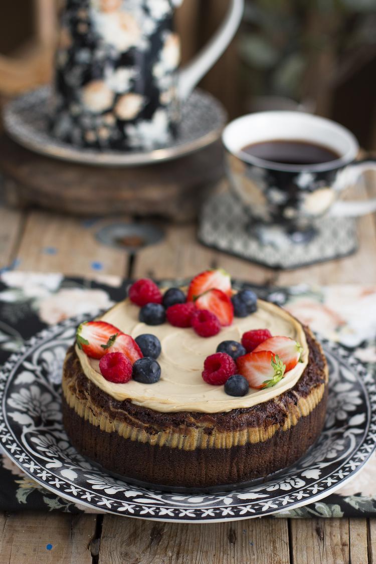 Brownie Cheesecake Saludable con mucho chocolate