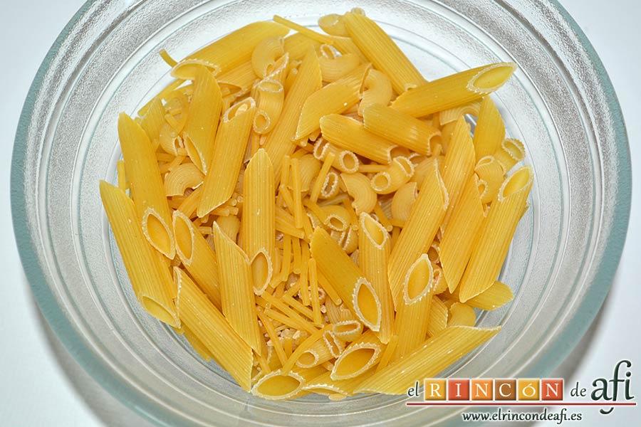 Pasta rota con lentejas, preparar la pasta