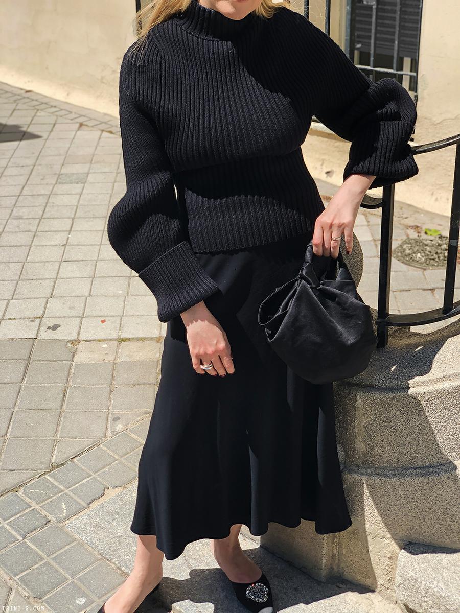 Trini | The Row skirt Jacquemus sweater