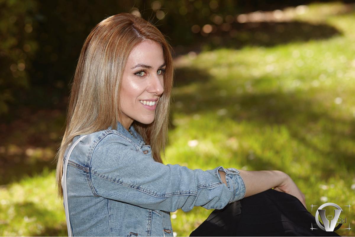 Falda_negra_plisada_Stradivarius