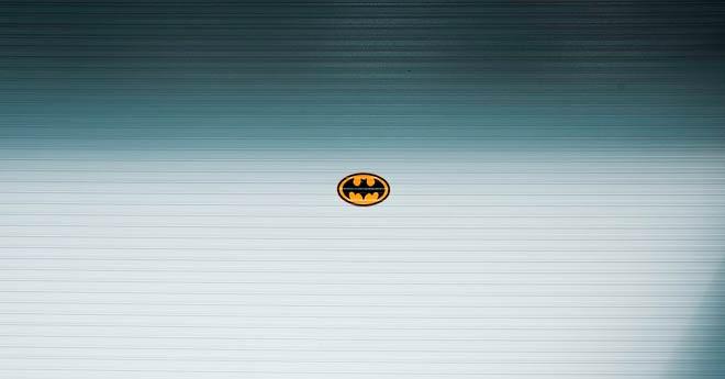 puerta batiente de un garaje particular