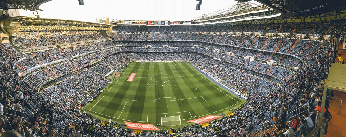 Panorámica del estadio Santiago Bernabéu (Madrid)
