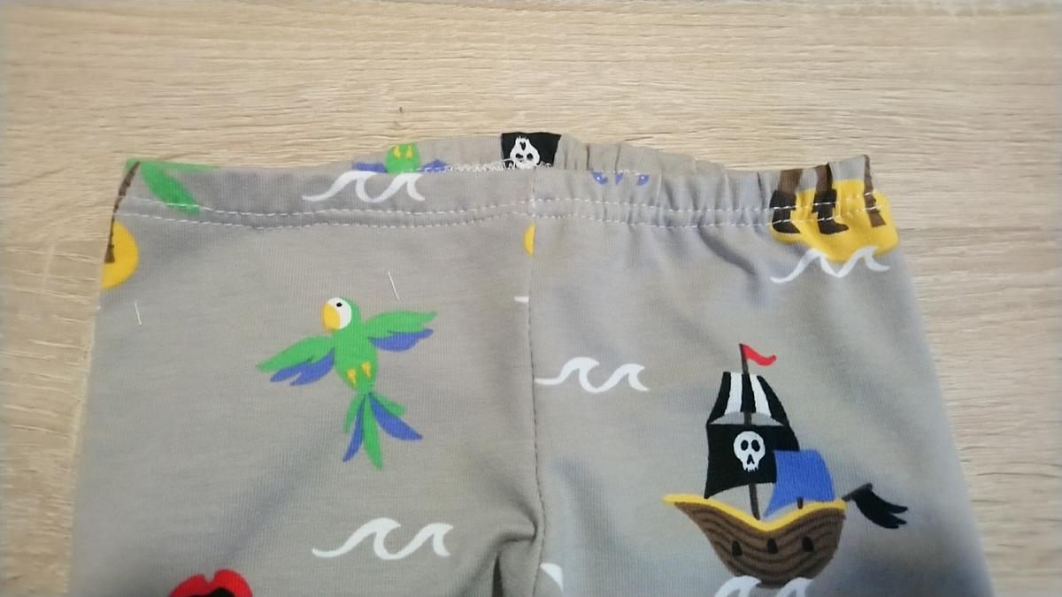 Pantalón corto bebé modelo 1