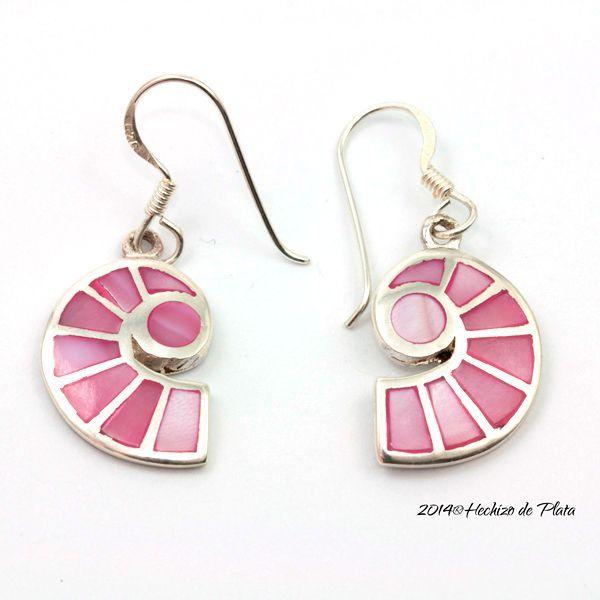 Pendientes de plata con nacar juveniles de Hechizo de Plata Joyería