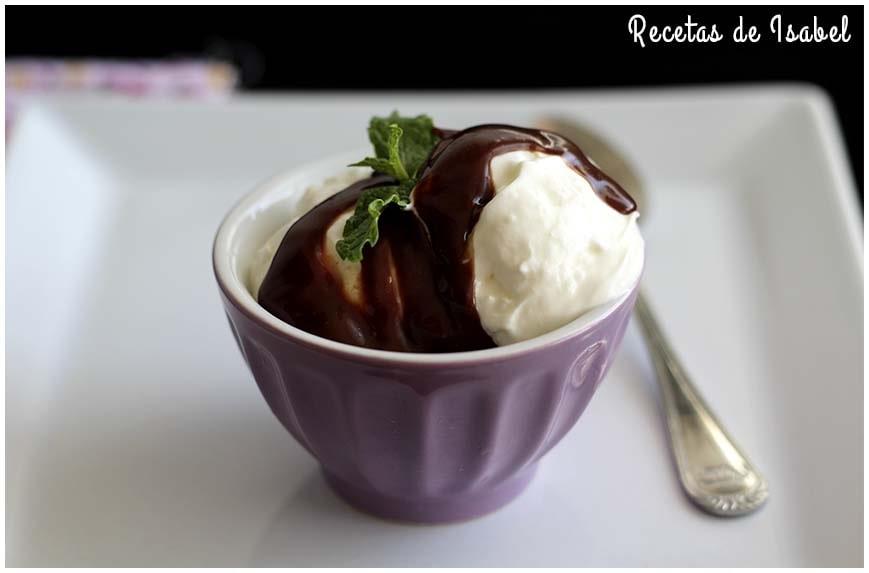 Salsa de chocolate caliente para helados y postres