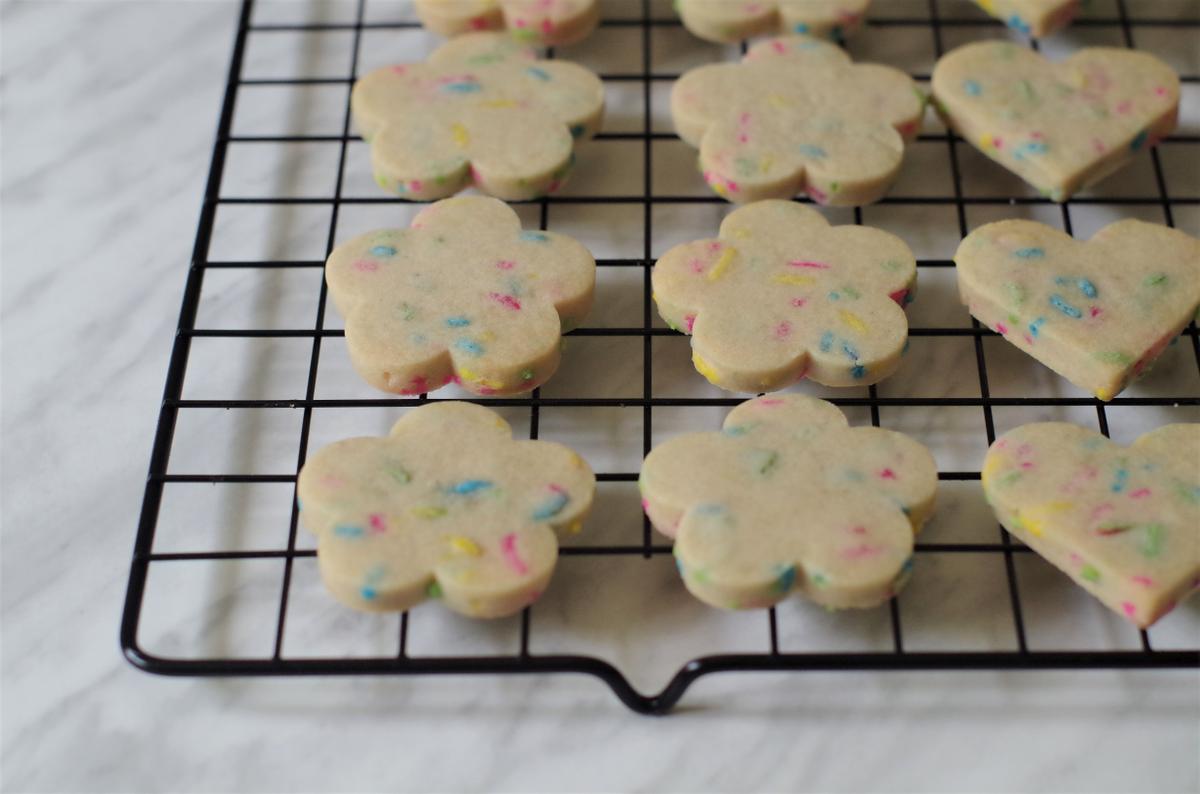 doctorcookies vanilla sprinkle cookies (7).JPG